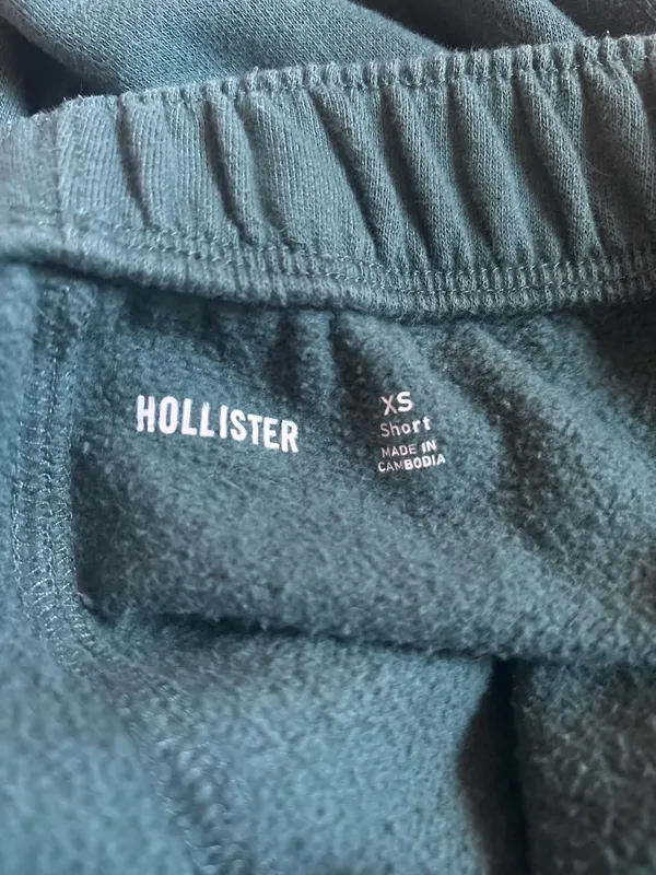 Green Cuffed Hollister Sweatpants - Image 4