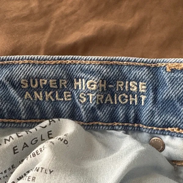 American Eagle Outfitters Super High Rise Ankle Straight Jeans - Image 4