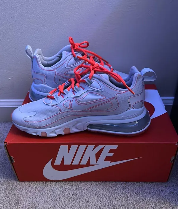 Nike Air Max 270 React Shoes - Image 2
