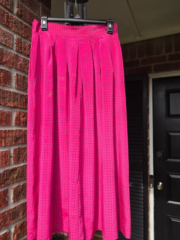 Vintage Fushia And Black polka dot Satin midi skirt Small - Image 6