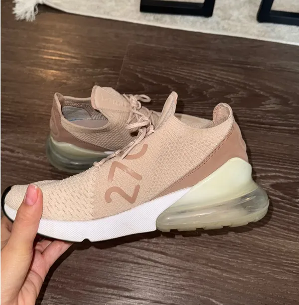 Nike Women’s Air Max 270 Flyknit - Image 8