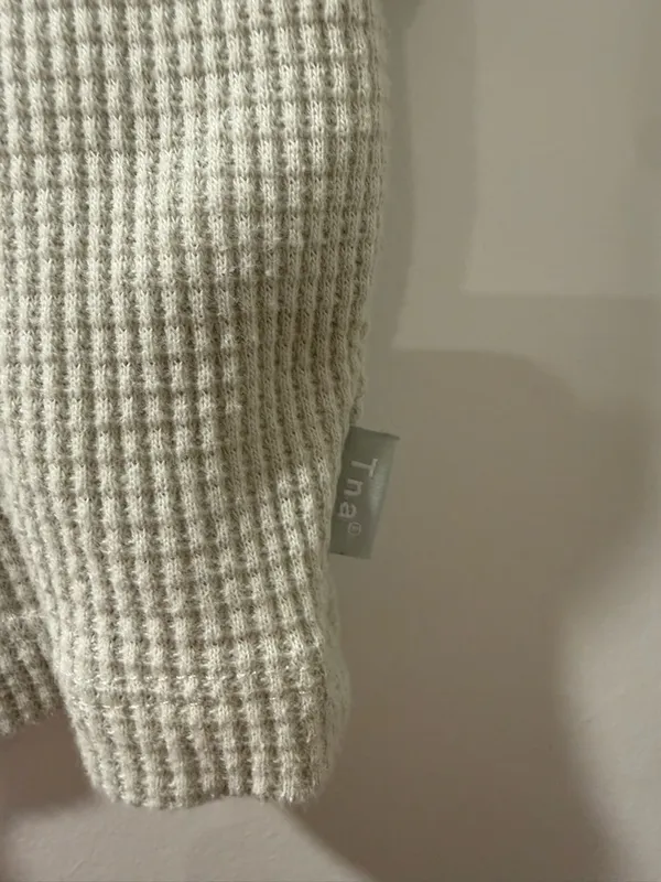 Tna Aritizia waffle longsleeve - Image 7
