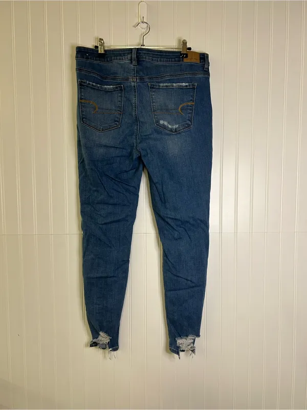 American Eagle Outfitters Distressed Super Stretch Jeggings Size 14 - Image 6