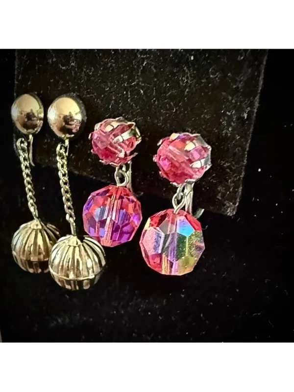 Vintage pink aurora borealis and silver tone dangle drop clip on earrings - Image 2