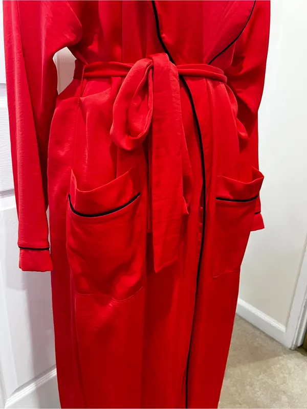 Fabletics Eco-satin Robe Strawberry Red With Black Trim With Pockets Size Medium - Image 5