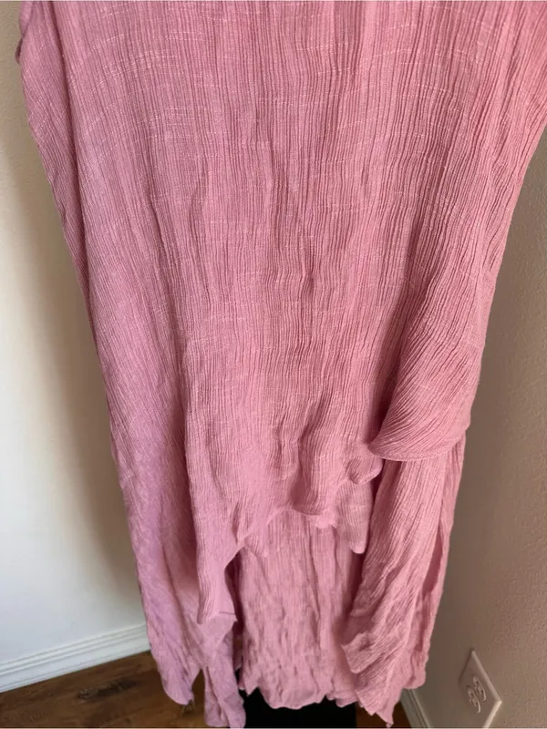 Fits like a large high low dress - Image 3