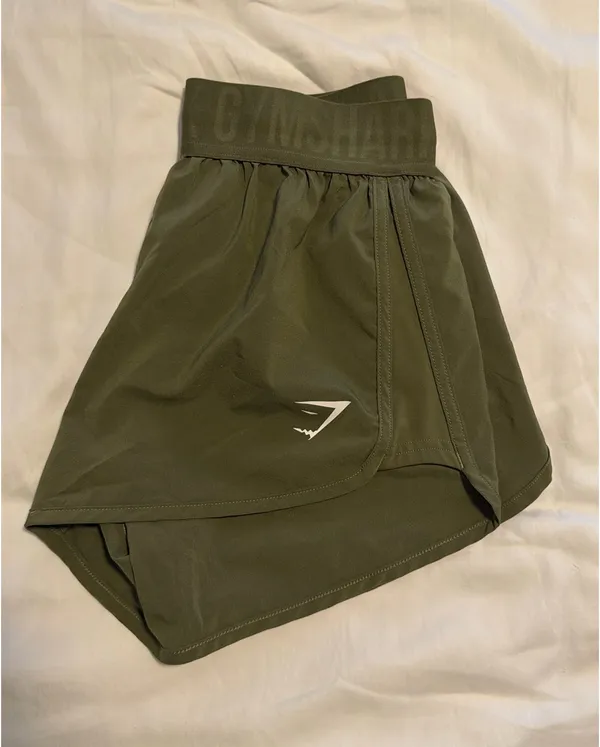 Gymshark Shorts XS - Image 2
