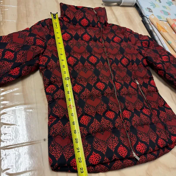 Desigual Heart Pattern‎ Down Feather Puffer Jacket High Neck Assymetric Zip - Image 14