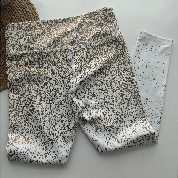 ZYIA White Stay Gold Hi Rise Leggings Sz‎ 8-10 - Image 10