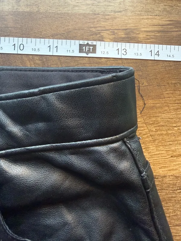 Abercrombie & Fitch Vegan Leather Pants Women's 28 6 Short Straight High Rise - Image 5