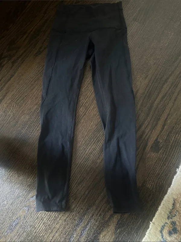 Lululemon size 4 black Lululemon leggings full length ballet crisscross - Image 3