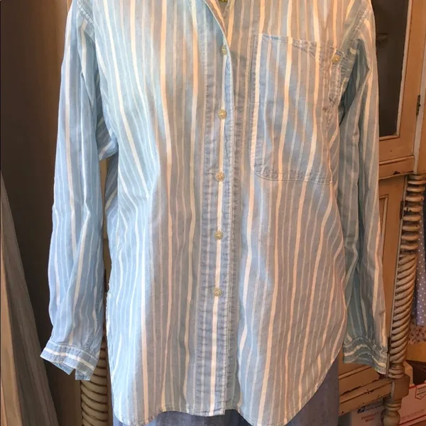 Liz Claiborne top - Image 4