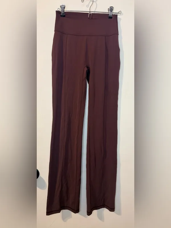 INGIA High Waist Flare Yoga Pants Plum Brown Sweetheart Seam 31” Inseam XS - Image 3