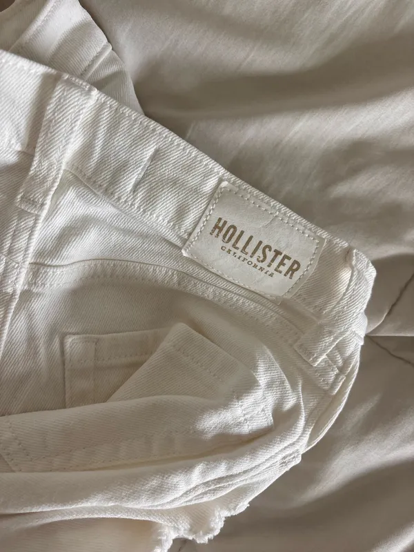 Hollister Jeans - Image 4