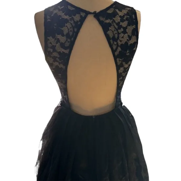 B.‎ Darlin Women's Junior Black Sleeveless Prom, Party, Formal, Wedding Dress - Image 6