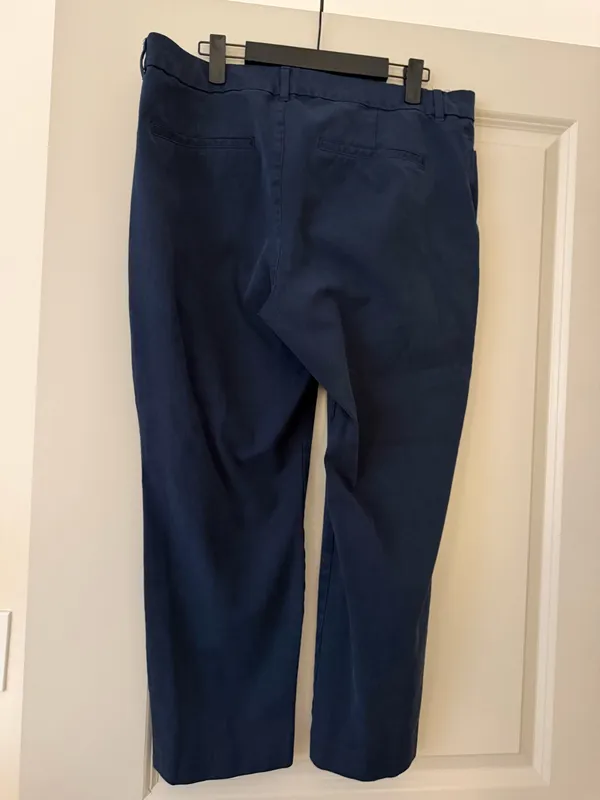 Old Navy Pixie Pants Navy - Image 3
