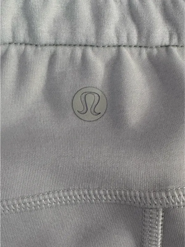 Lululemon Softstreme High-Rise Shorts 4" 4 - Image 3