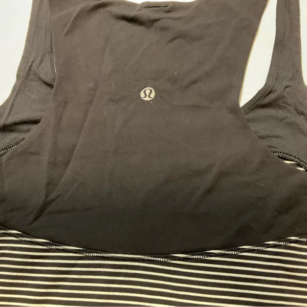 Lululemon Run: First Base Tank
Hyper Stripe Black Ghost / Black Sz 8 - Image 7