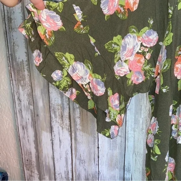 Matilda Jane Let’s Go Together Olive Floral Blouse •XXL - Image 4