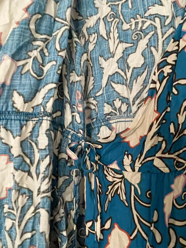 Knox Rose Blue Floral Wrap Dress - Image 4