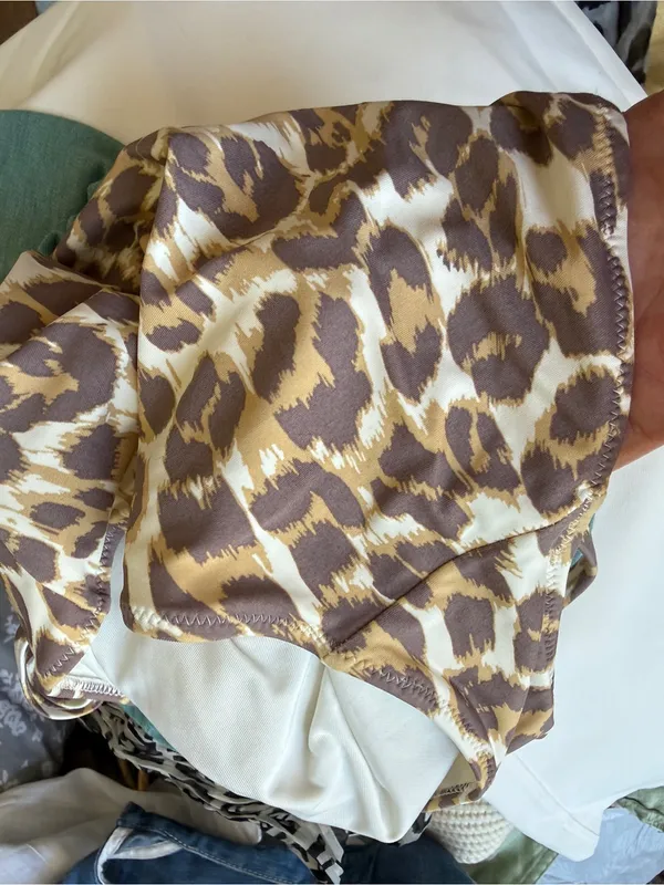 Aerie Leopard Print Wrap One-Piece Swimsuit Sz M - Image 6