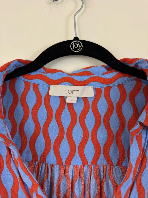 LOFT Sleeveless V-Neck Wave Print Top in Orange and Light Blue Size Large - Image 4