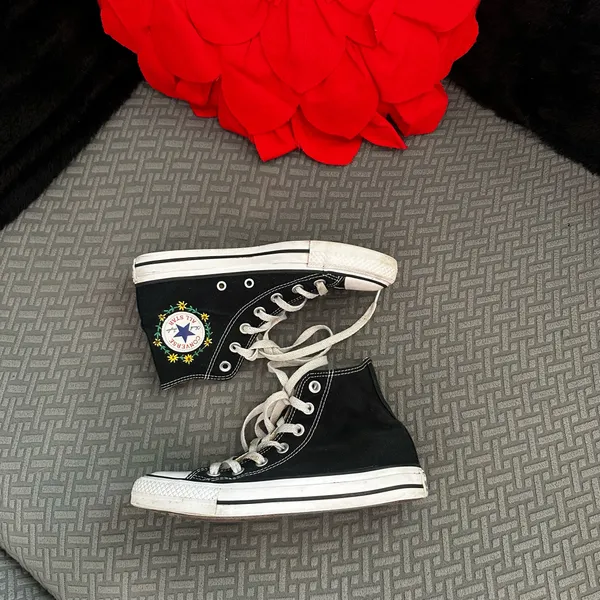 Black Converse sneakers with embroidered floral design - Image 2