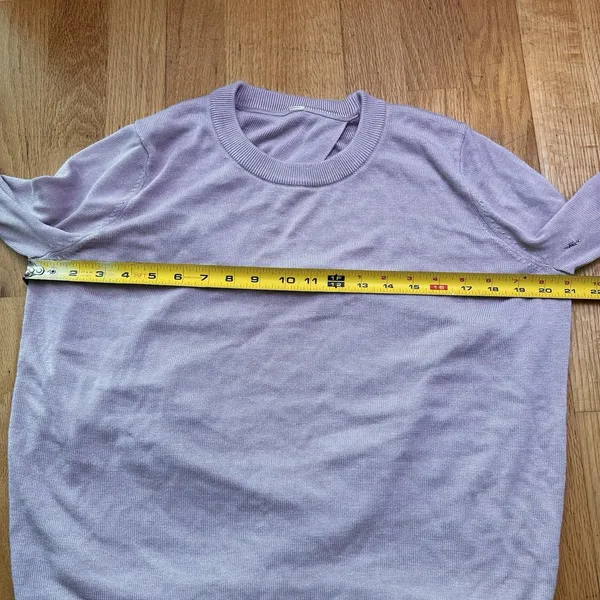Lululemon Bring It Backbend Sweater Porcelain Pink Cashmere P2P 21” Sz 4 FLAWED - Image 8