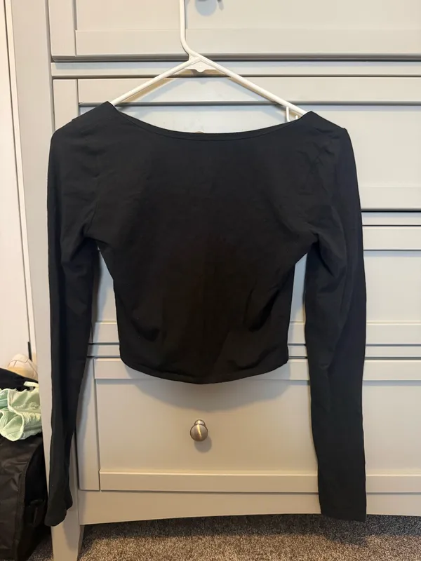 Hollister Crop Top  - Image 2