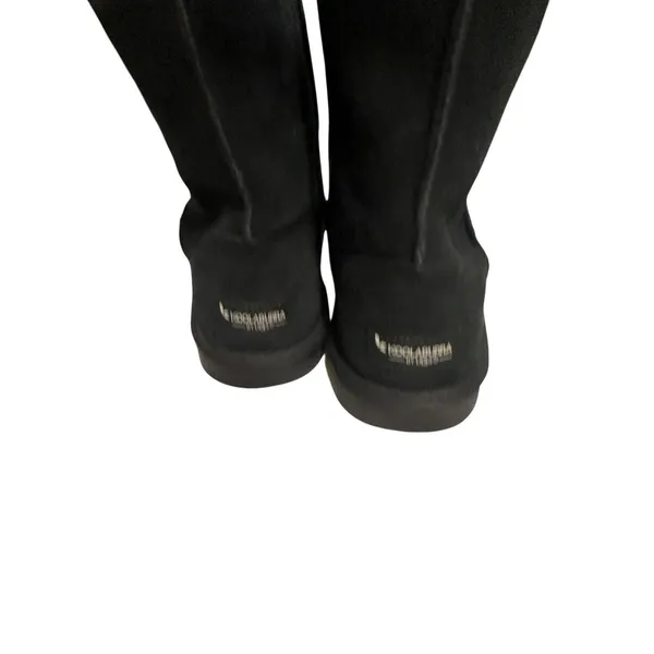 Sh3. Bear paw boots size 5 - Image 2