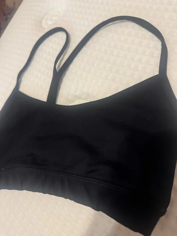 Lululemon Size 4 Flow Y bra - Image 3