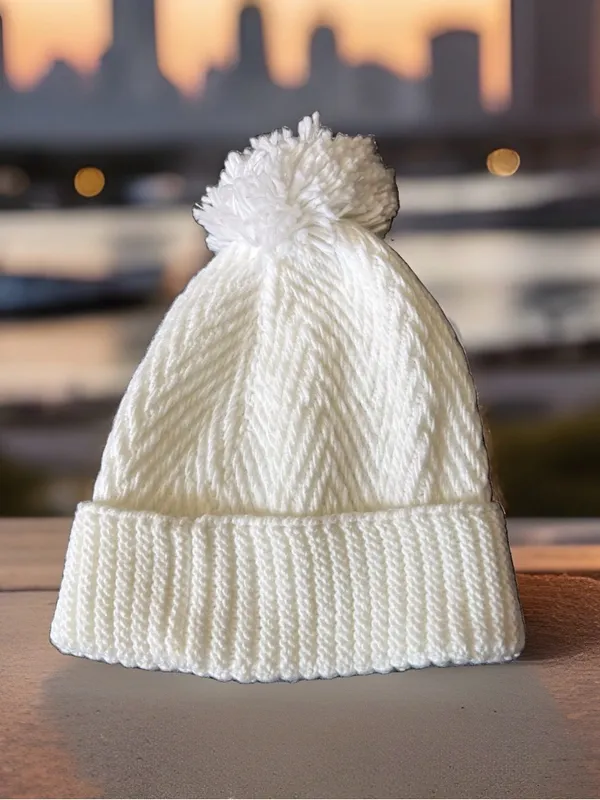 Adidas Women's Twilight 4 Ballie Hat. White Clear/Grey Logo. New with Tags - Image 2