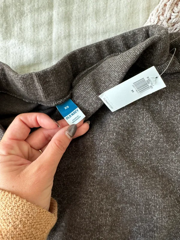 Old Navy Brown Sweater And Skirt Set - Image 5
