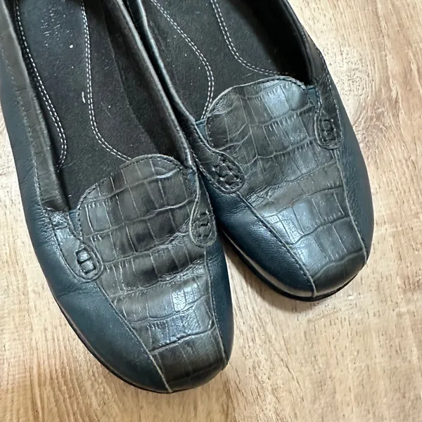 Clarks | Bendables Dark Blue Black Leather Croc Embossed Slip On Loafer Shoe, 8M - Image 4