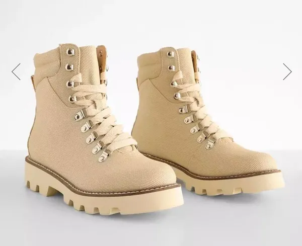 Arlene Combat Boot 6.5 Beige Tan - Image 3