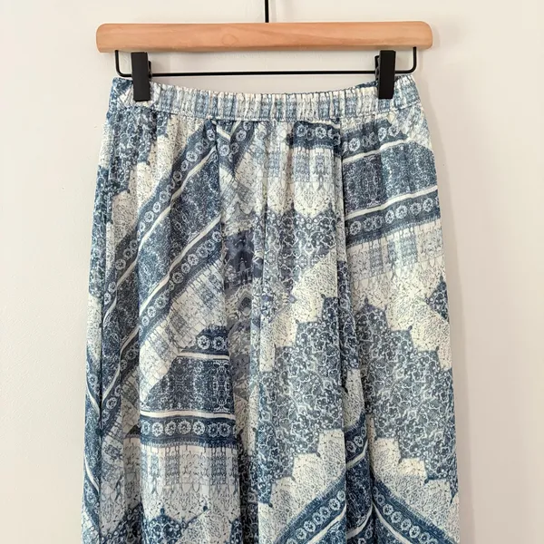 Abercrombie & Fitch Maxi Skirt Medium Blue White Boho Tile Print Elastic Waist - Image 2
