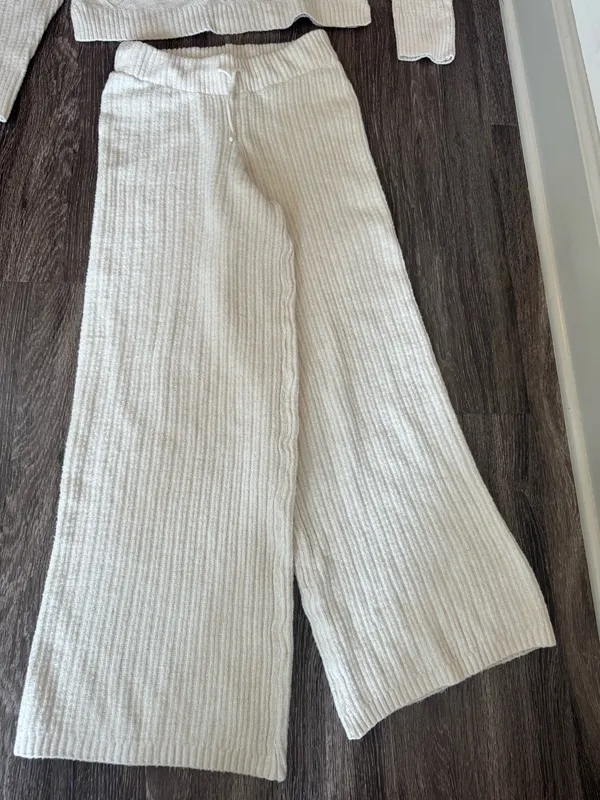 Sweater Set White - Image 2