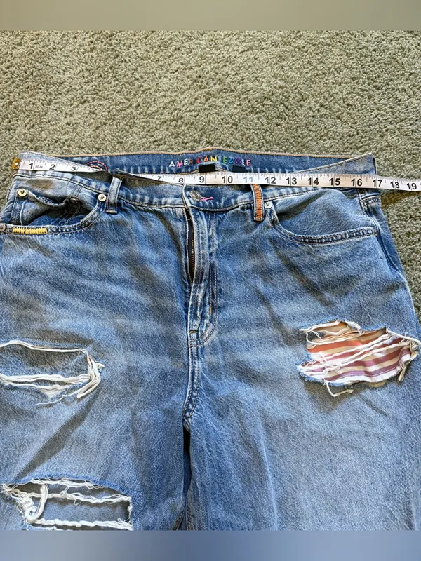 American Eagle Strigid Low Rise Baggy Flare Distressed Jeans Rainbow Size 10 - Image 6