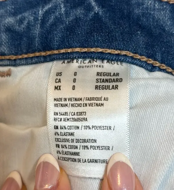 American Eagle jeans - Image 3