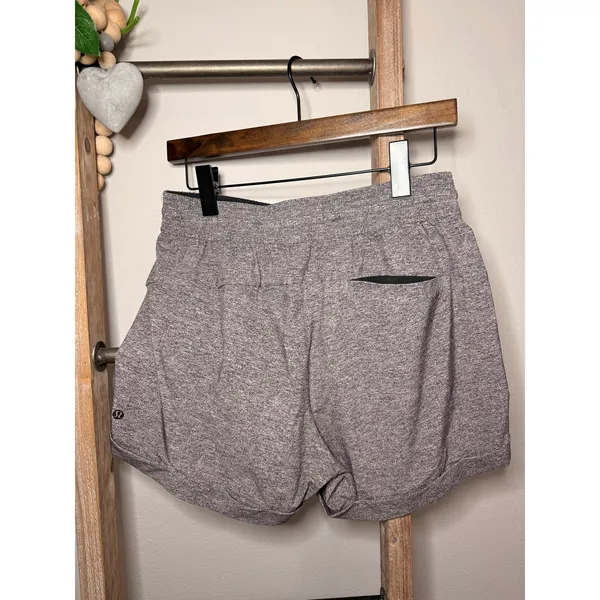 Lululemon Black White Athletic Workout Shorts Pockets Size 8 - Image 5