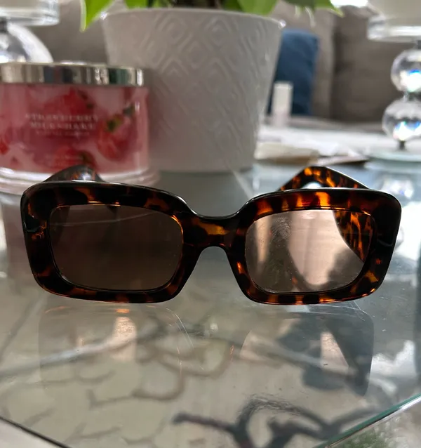Tortoise Shell Sunglasses  - Image 3