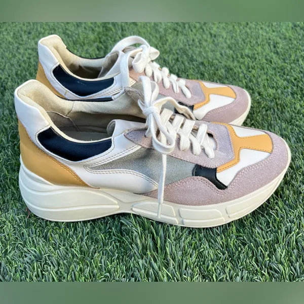 Steve Madden Stylish‎ Women's Multicolor Sneakers - Image 3
