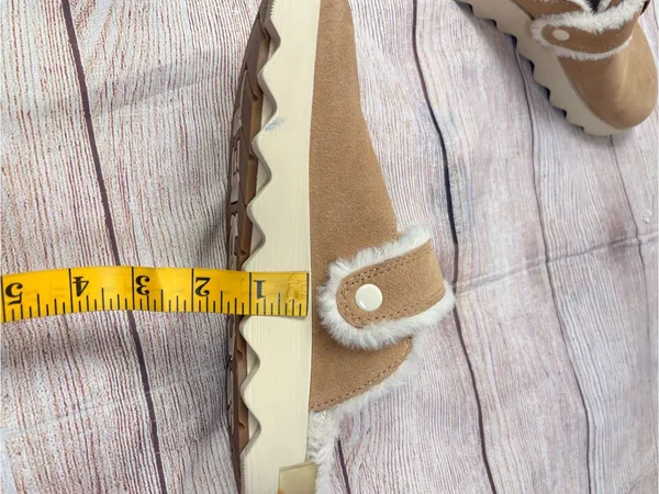 Sorel Sz 7M Tan/Beige Viibe Clog Suede Cozy Slip On Platform Mules - Image 11