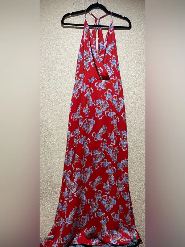 Lush Red Floral Sleeveless Maxi Dress with Open Back Size L NWT - Image 4