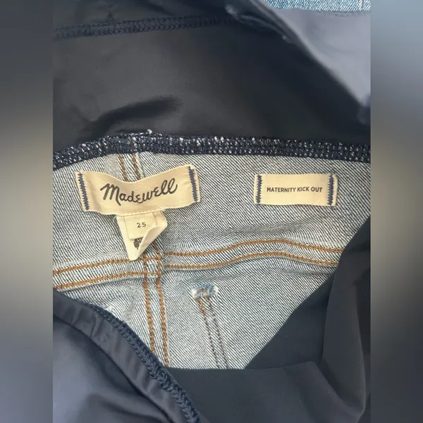 Madewell Kick Out Crop Maternity Jeans - Image 8