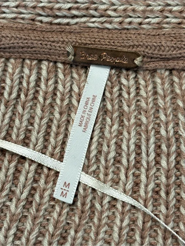 Free People When it rains V-Neck Sweater - Beige size Medium - Image 6