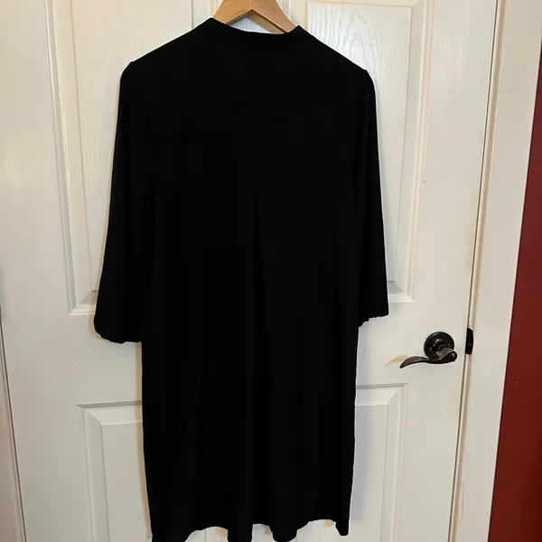 Liz Lange Maternity Dress - Image 4