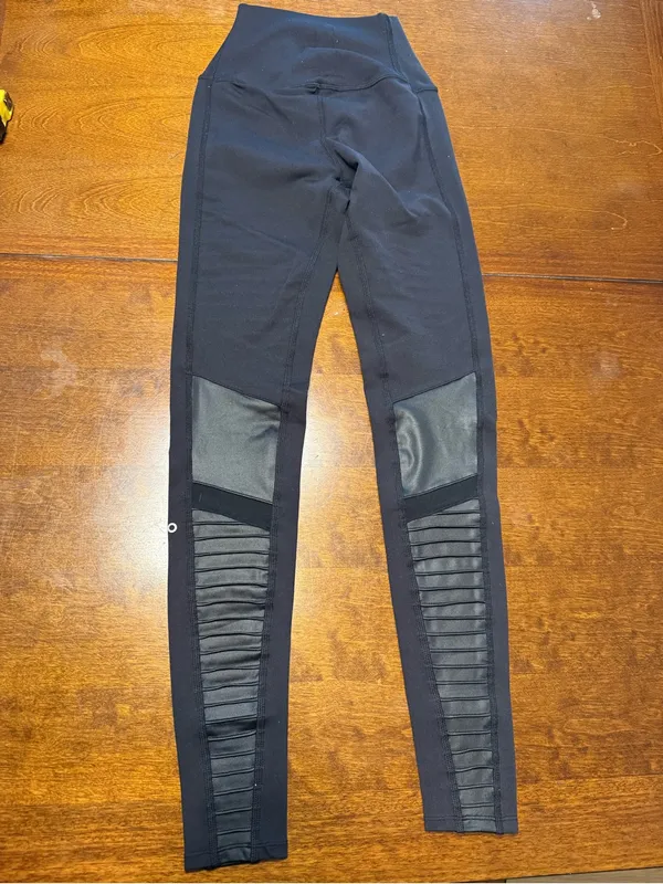 NEW Alo Yoga Womens Sz XXS Black High Waisted Moto Style Leggings Full Length - Image 6