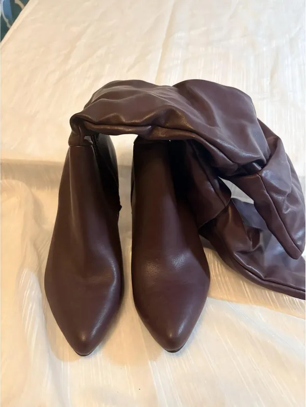 Christian Siriano Knee High Boots PLUM/eggplant color Ruched Zip size 9 Women - Image 9