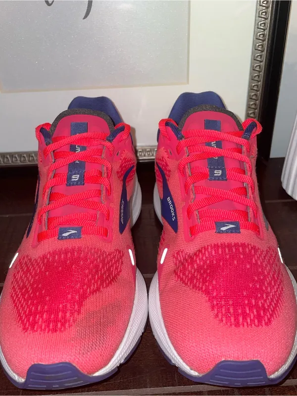 Brooks Launch GTS 9 Running Sneakers Size 8 - Image 15